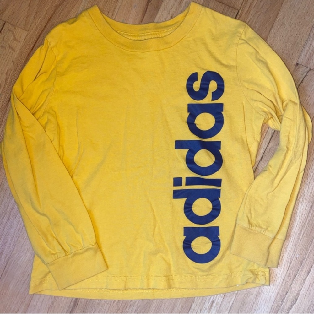 Boy’s Adidas Long Sleeve Tee. Size 6.